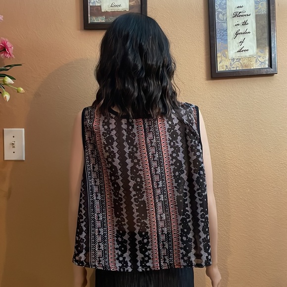 Apple Bottoms Top (1X) - Picture 8 of 13